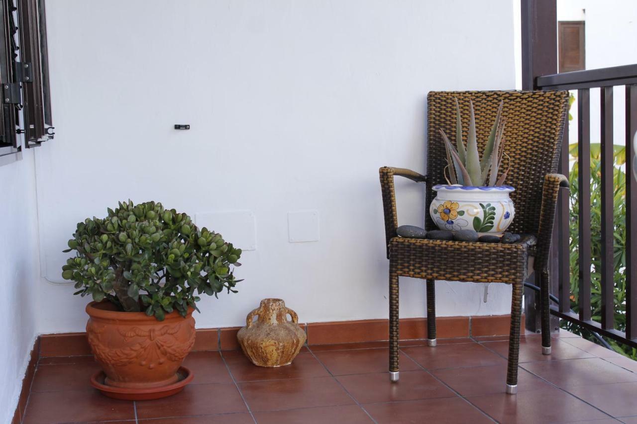 Apartamento Steffi Apartment Tías Екстериор снимка